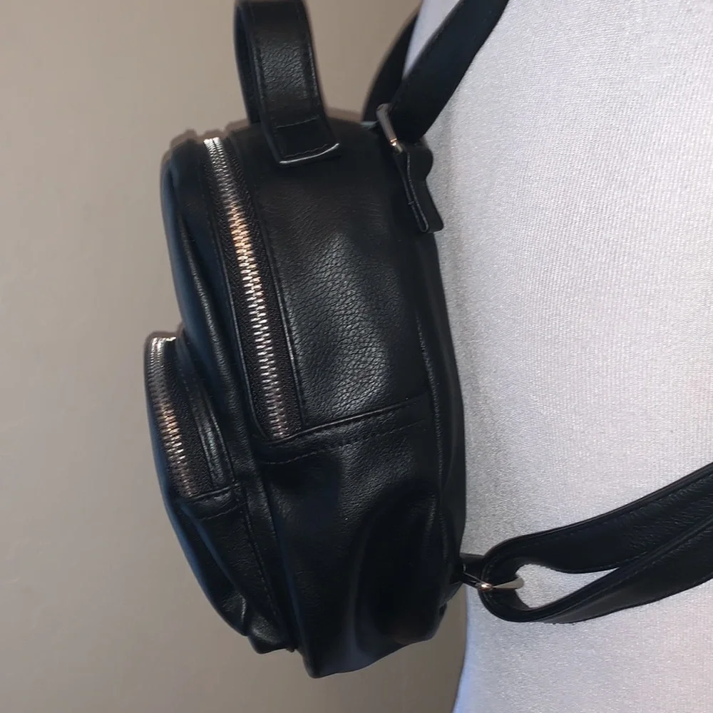 WILD FABLE BRAND NEW PERFECT SIZE BACKPACK